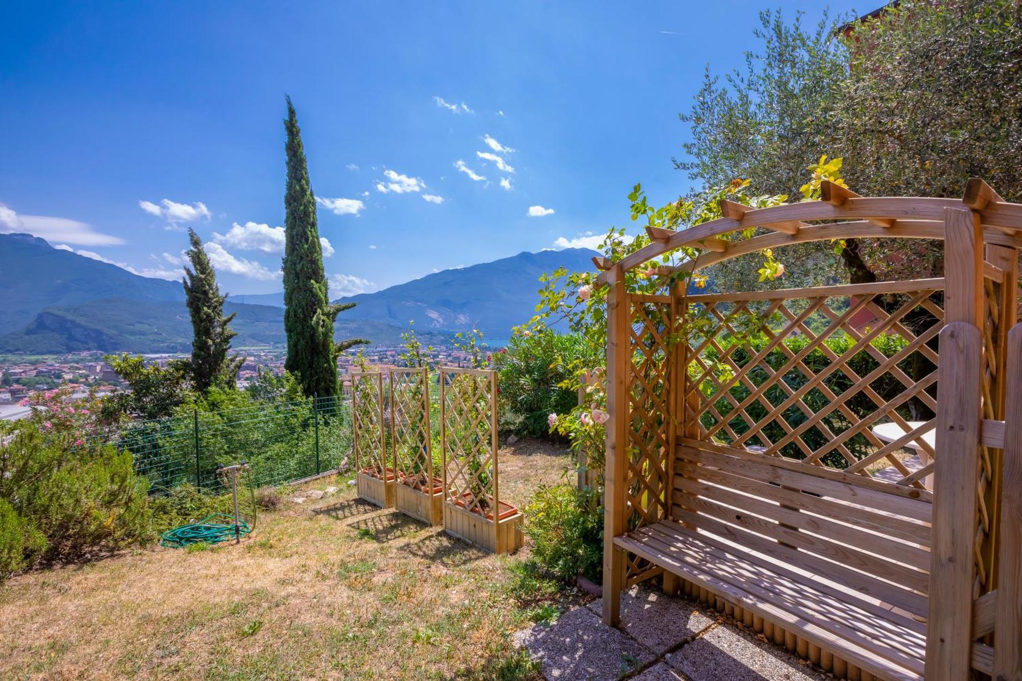 Casa Turchese - Happy Rentals Riva del Garda Exterior photo